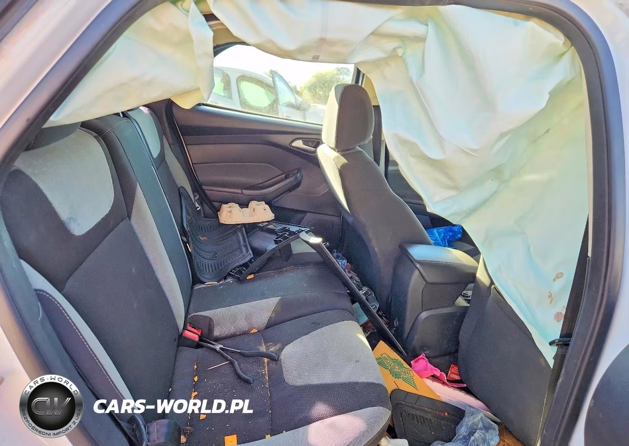 2012 Ford Focus Se VIN:1FAHP3K23CL444318 - 10