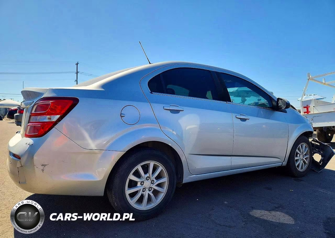 2017 Chevrolet Sonic Lt VIN:1G1JD5SG5H4114167 - 3