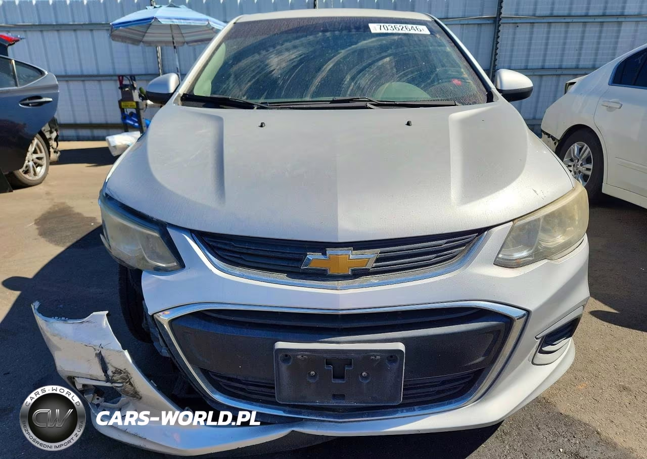 2017 Chevrolet Sonic Lt VIN:1G1JD5SG5H4114167 - 5