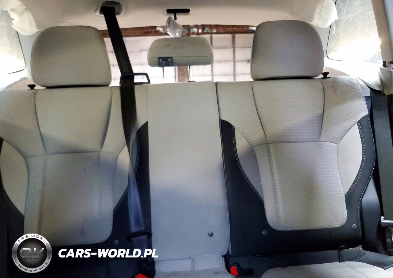 2019 Subaru Forester VIN:JF2SKACC9KH549460 - 10