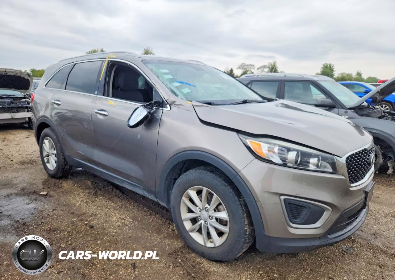 2016 Kia Sorento Lx VIN:5XYPG4A37GG112003 - 4