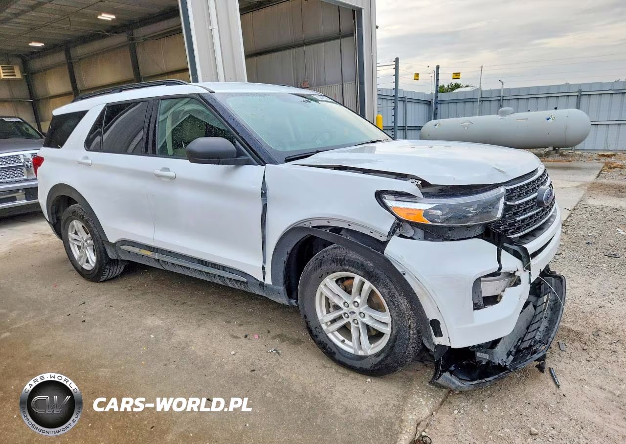 2020 Ford Explorer Xlt VIN:1FMSK8DH9LGC90229 - 4