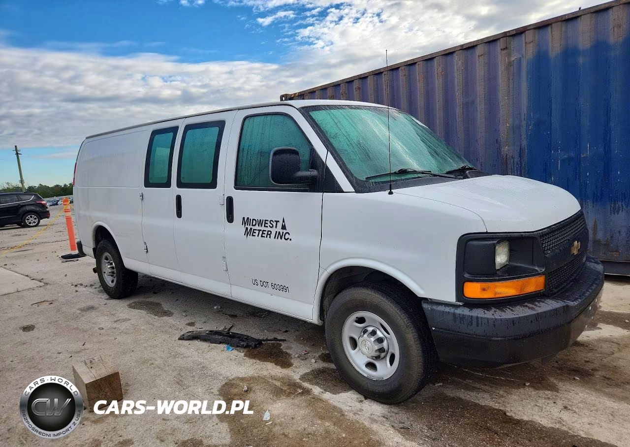 2015 Chevrolet Express 3500 Cargo Delivery Van VIN:1GCZGUCG7F1109190 - 4