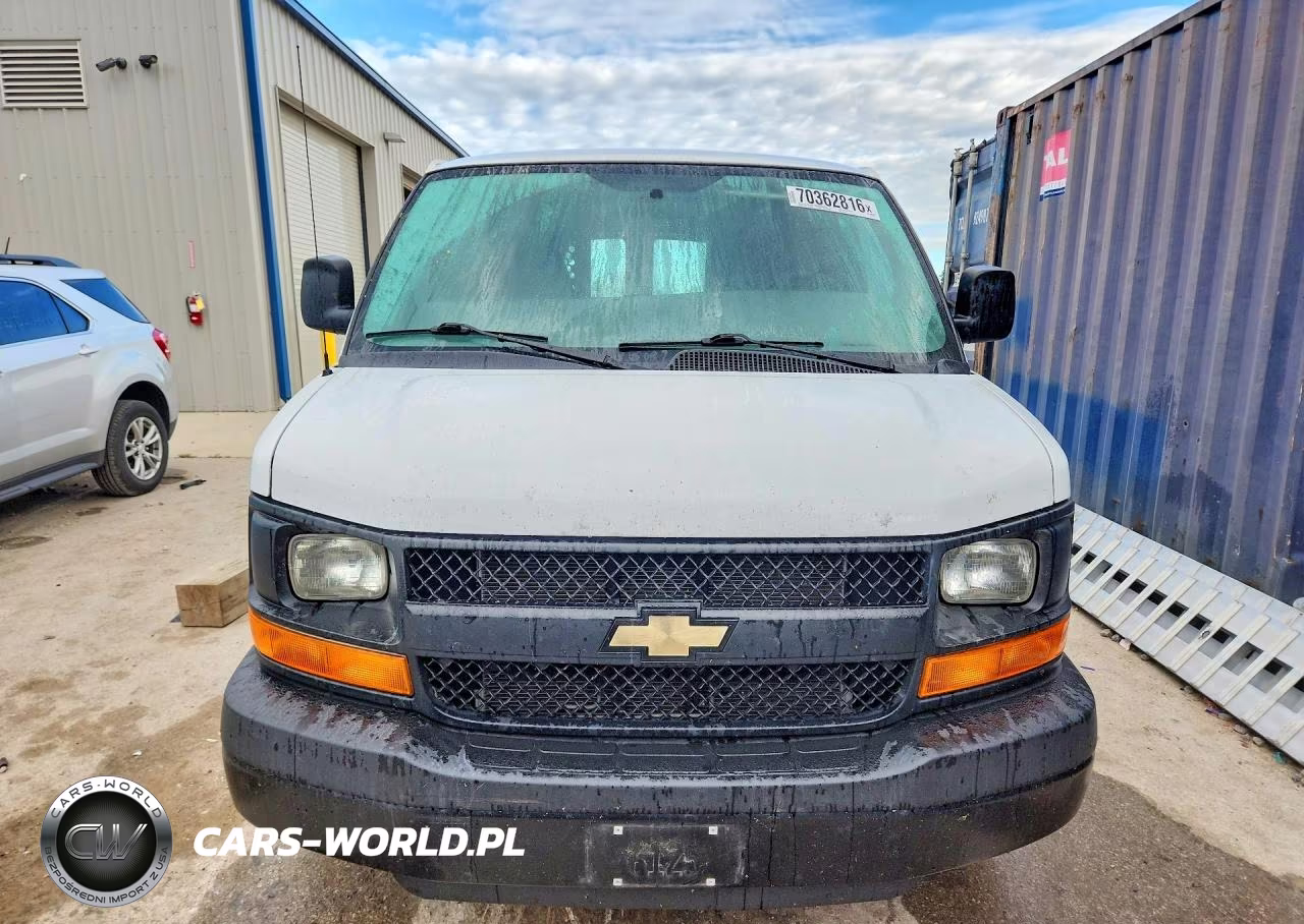 2015 Chevrolet Express 3500 Cargo Delivery Van VIN:1GCZGUCG7F1109190 - 5
