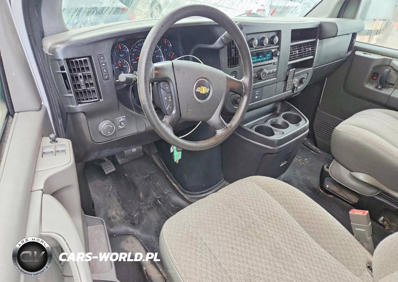 2015 Chevrolet Express 3500 Cargo Delivery Van VIN:1GCZGUCG7F1109190 - 8
