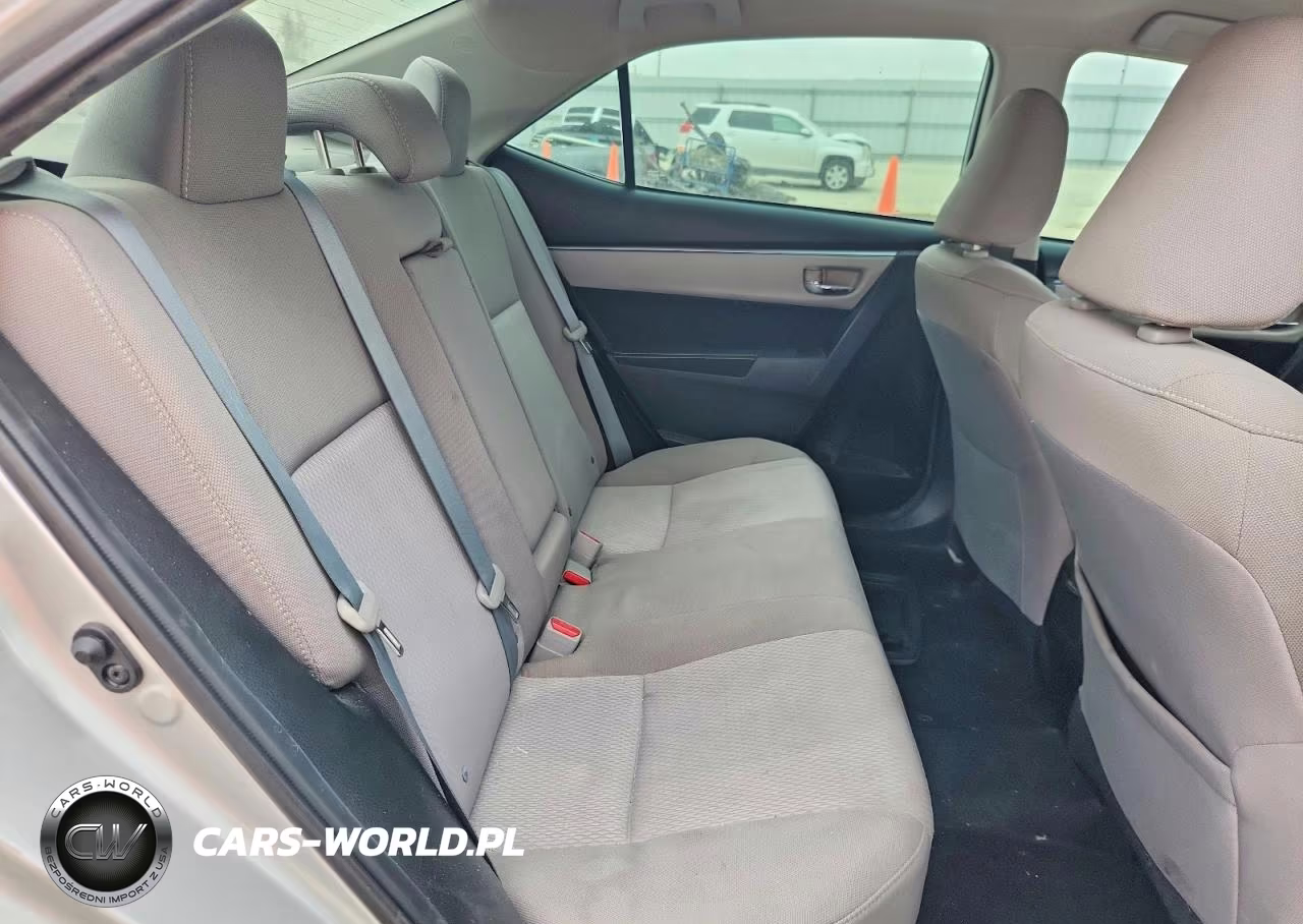 2015 Toyota Corolla Le VIN:5YFBURHE9FP197296 - 10