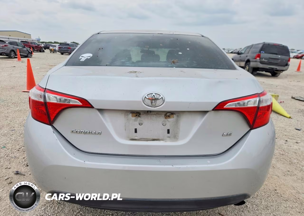 2015 Toyota Corolla Le VIN:5YFBURHE9FP197296 - 6