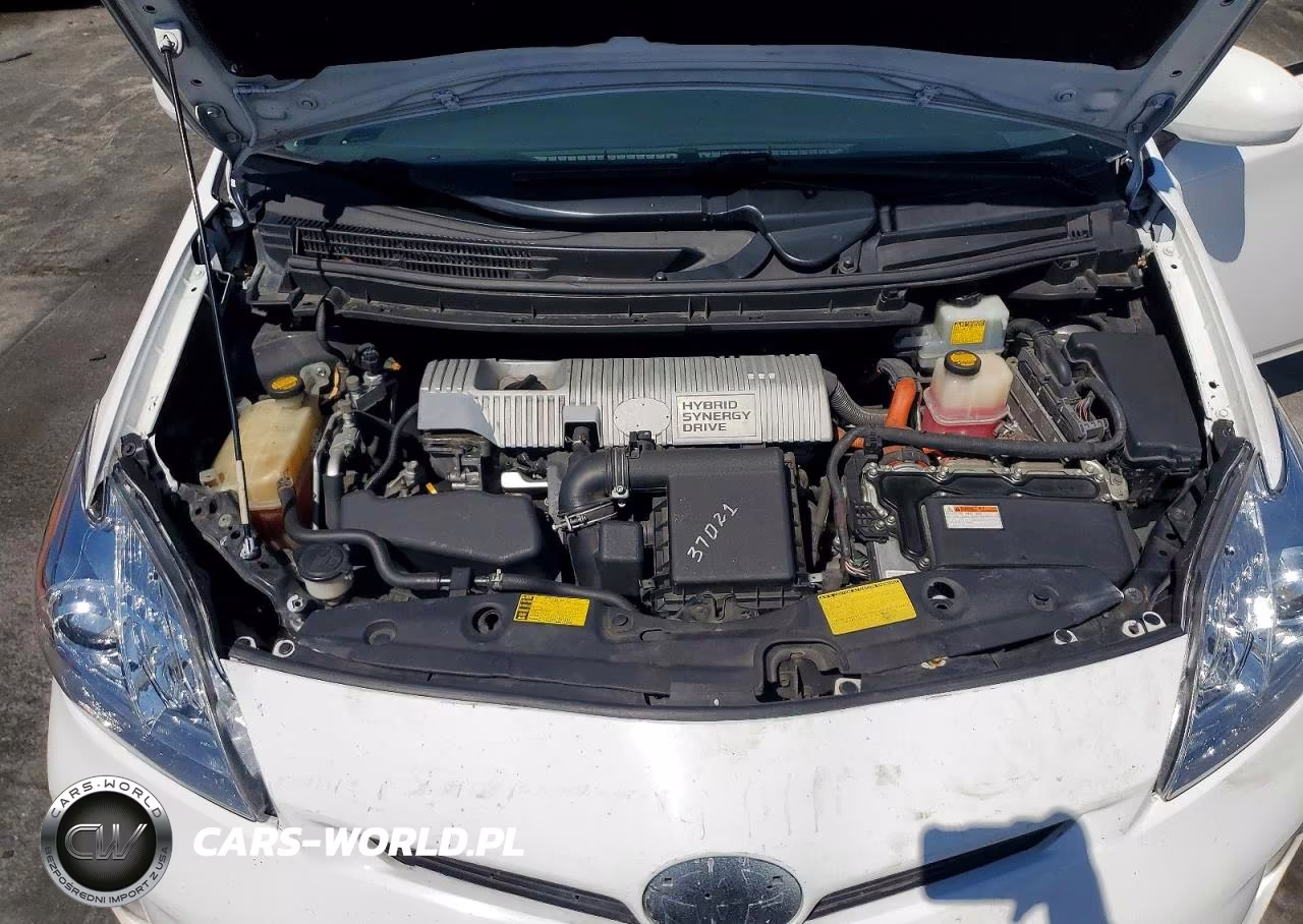 2013 Toyota Prius Two VIN:JTDKN3DU1D5594258 - 11