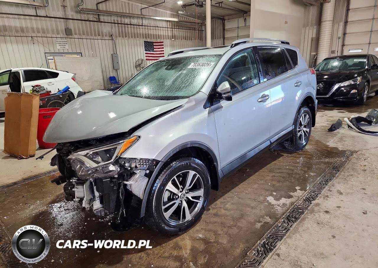 2018 Toyota Rav4 Xle – zdjęcie 1 z 14