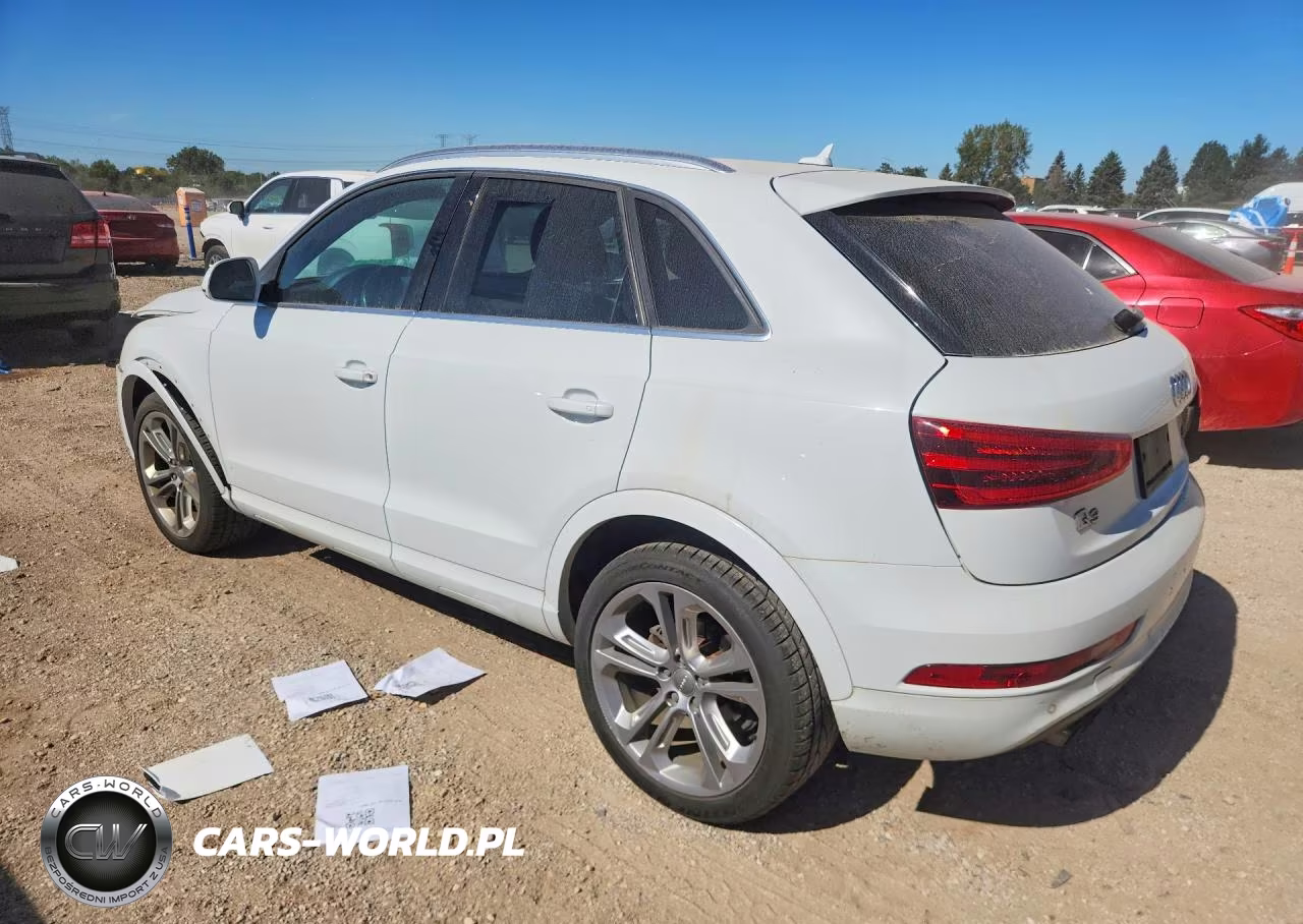 2015 Audi Q3 Premium Plus VIN:WA1EFCFS2FR002572 - 2