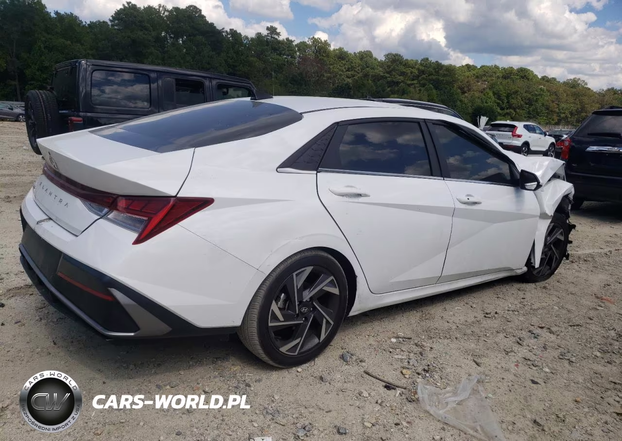 2024 Hyundai Elantra Sel VIN:KMHLS4DGXRU705279 - 3