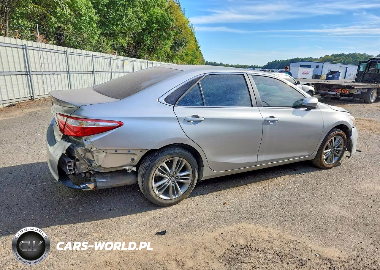 2017 Toyota Camry Se VIN:4T1BF1FK6HU709814 - 3