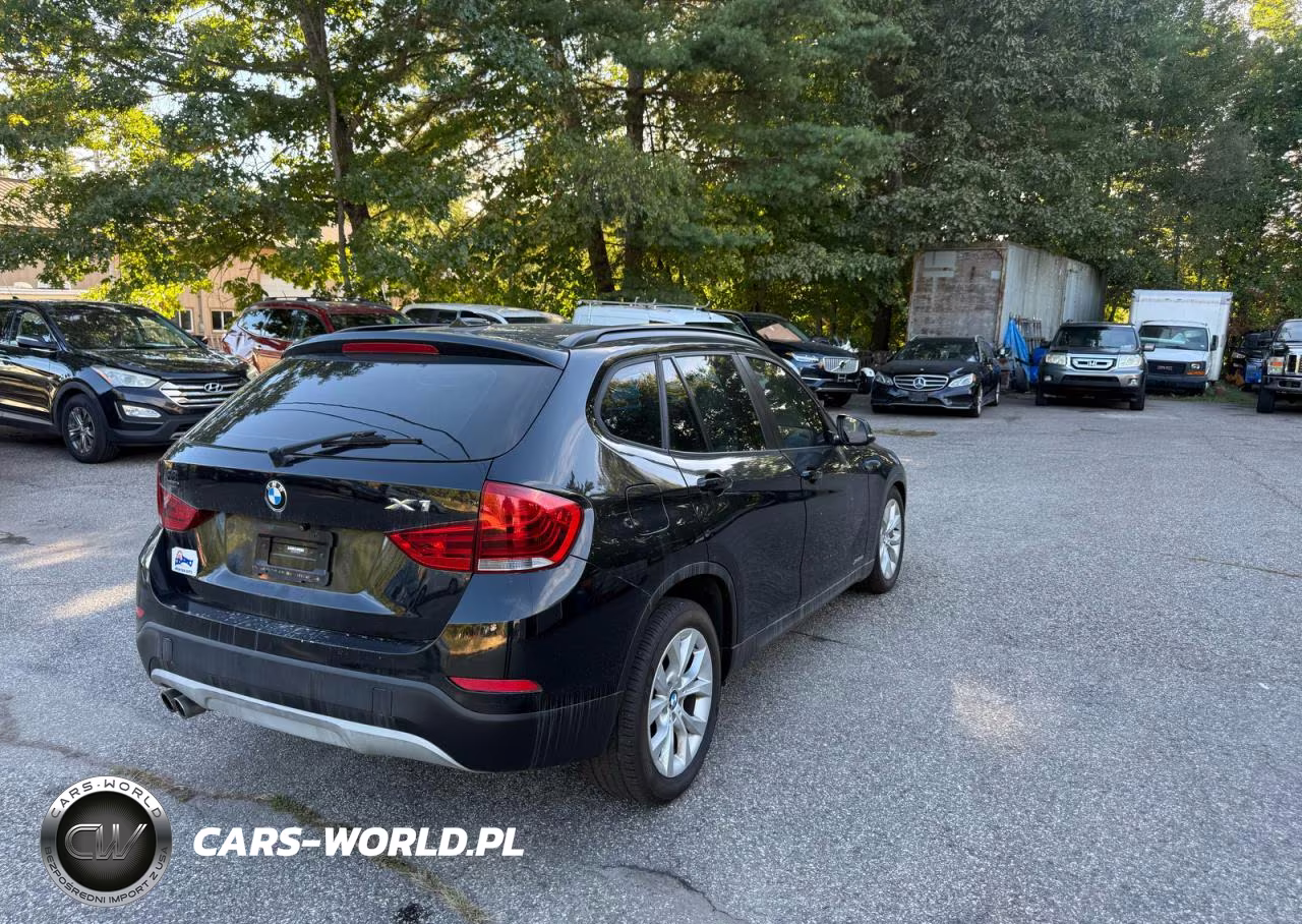 2014 BMW X1 xDrive2 VIN:WBAVL1C57EVY21727 - 4