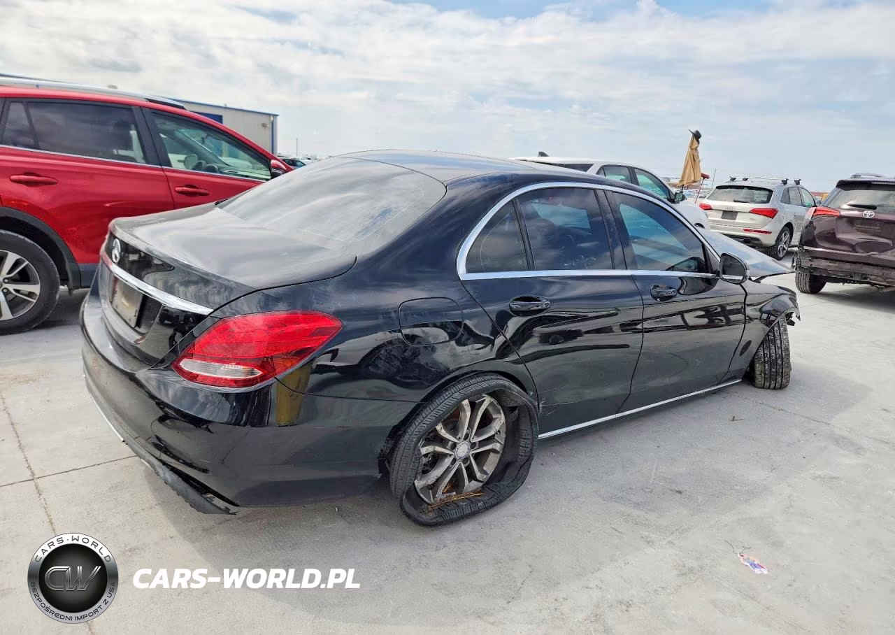 2017 Mercedes-Benz C 300 VIN:55SWF4JBXHU198467 - 3