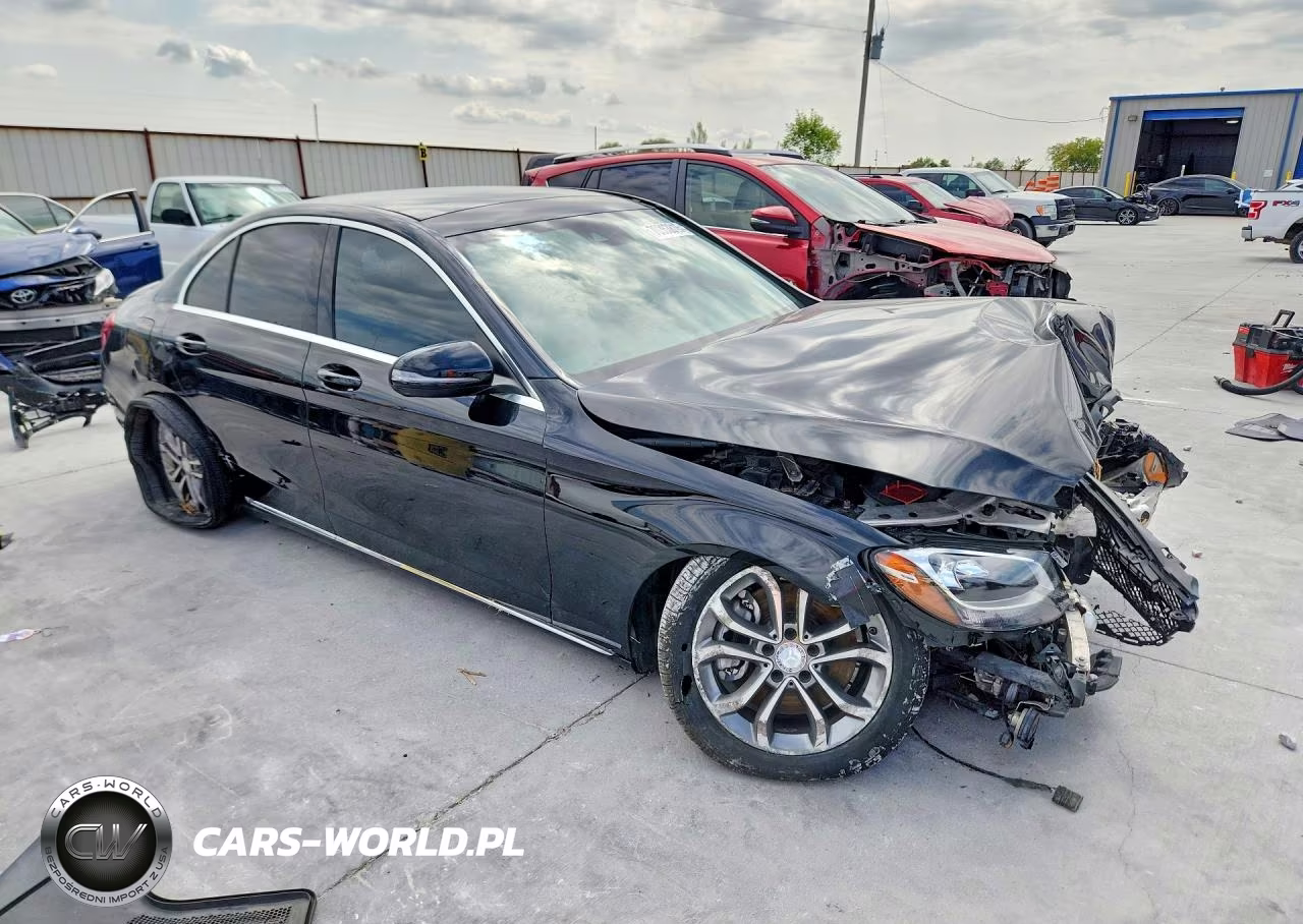 2017 Mercedes-Benz C 300 VIN:55SWF4JBXHU198467 - 4