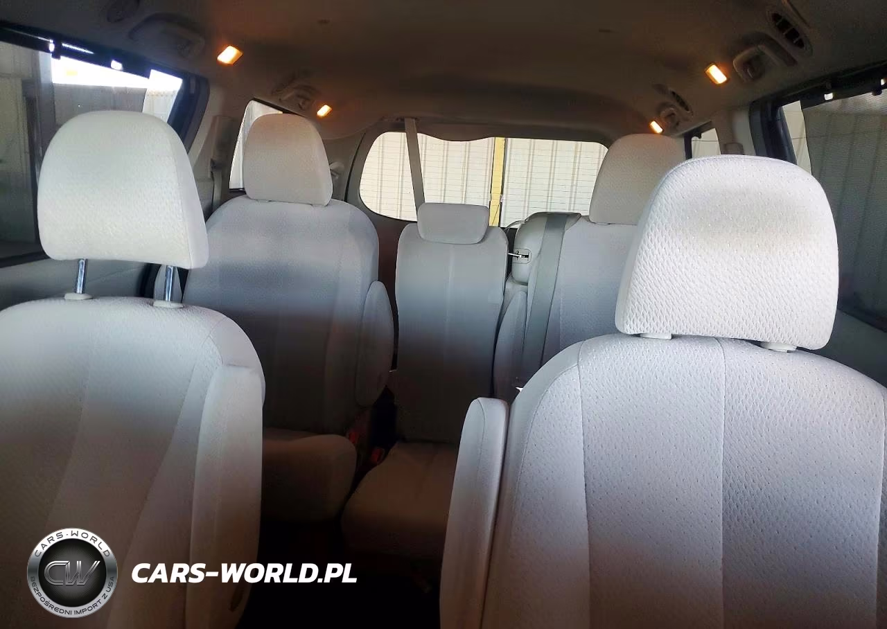 2013 Toyota Sienna Le VIN:5TDKK3DC2DS300201 - 10