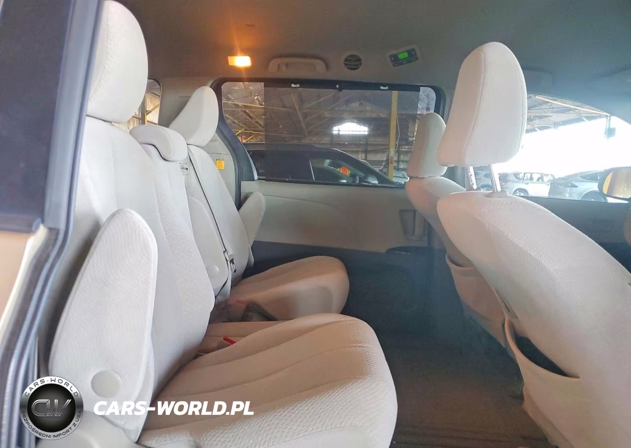 2013 Toyota Sienna Le VIN:5TDKK3DC2DS300201 - 11
