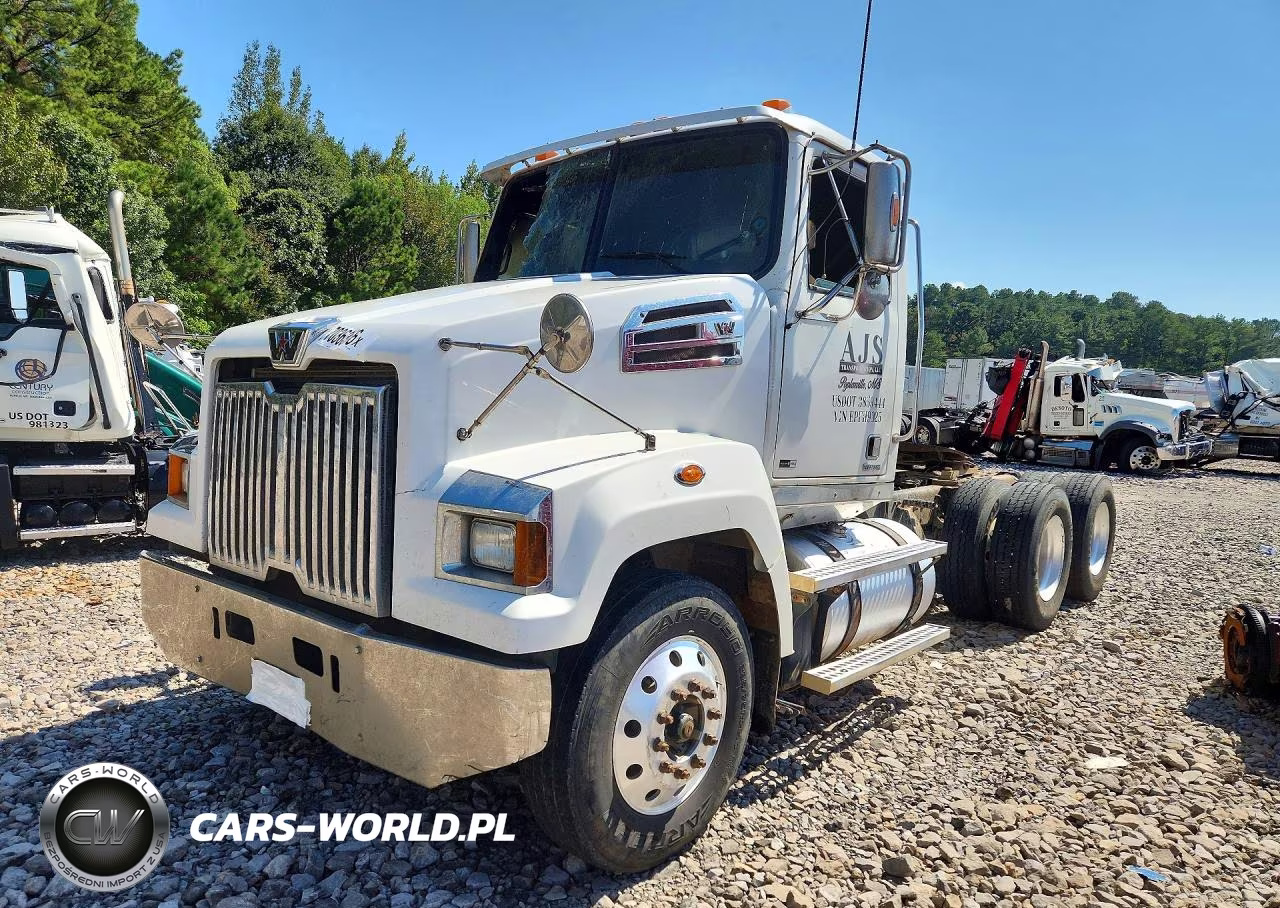 2014 Western Star 4700 Semi Truck – zdjęcie 1 z 11