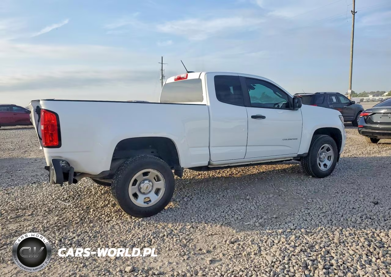 2021 Chevrolet Colorado VIN:1GCHSBEN1M1209101 - 3