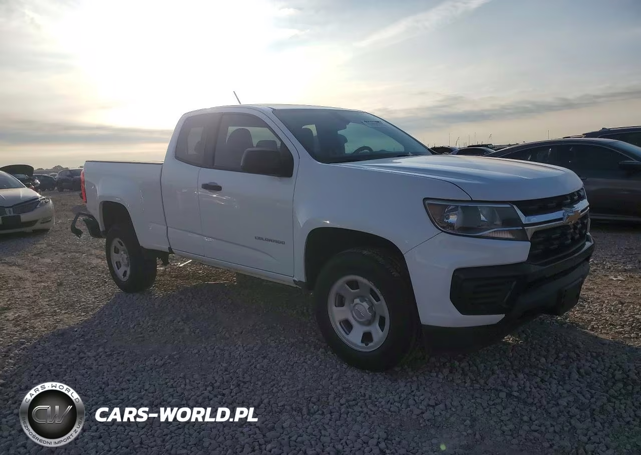 2021 Chevrolet Colorado VIN:1GCHSBEN1M1209101 - 4