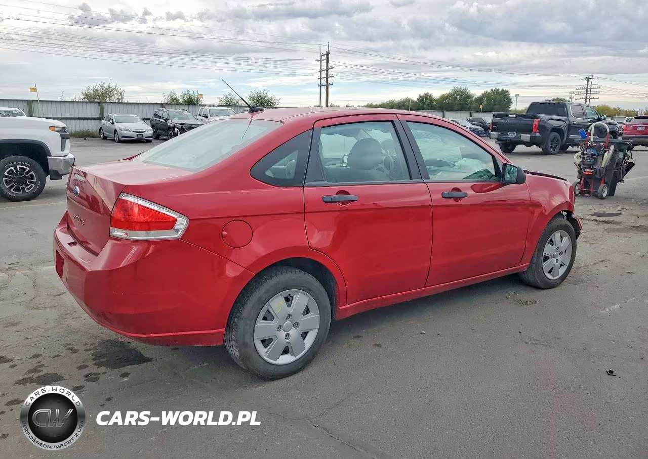 2010 Ford Focus S VIN:1FAHP3EN5AW169066 - 3