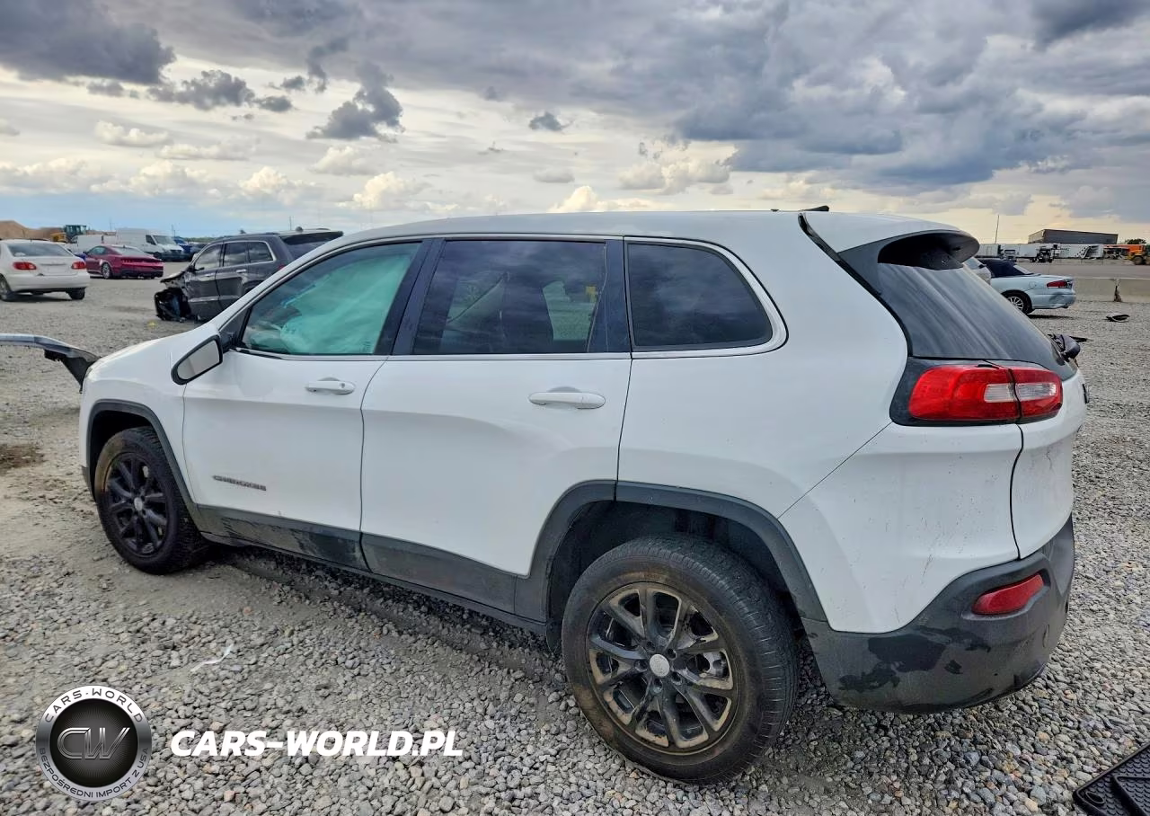 2016 Jeep Cherokee Latitude VIN:1C4PJLCB9GW303604 - 2
