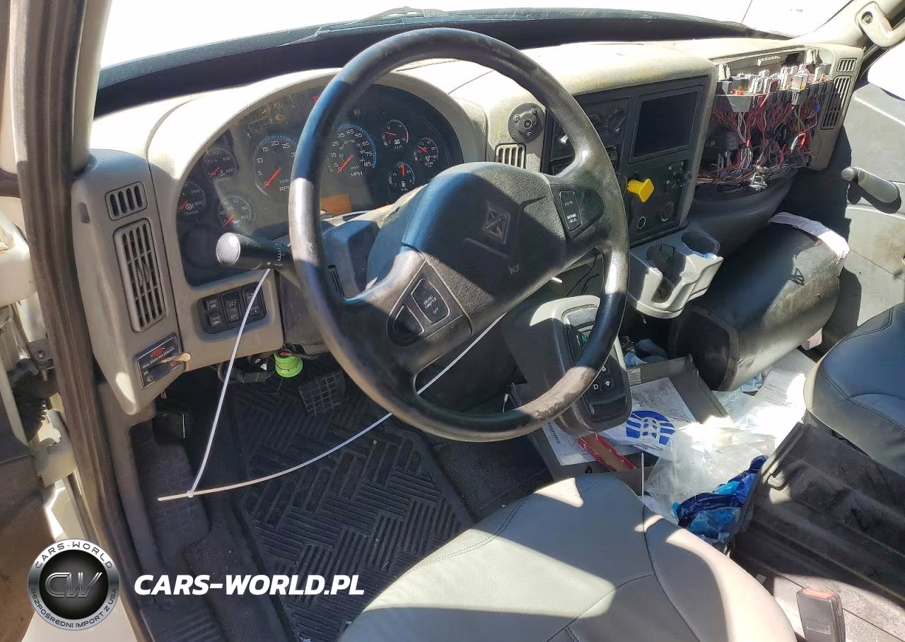 2015 International 4300 Box Truck VIN:1HTMMAAL4FH511924 - 8