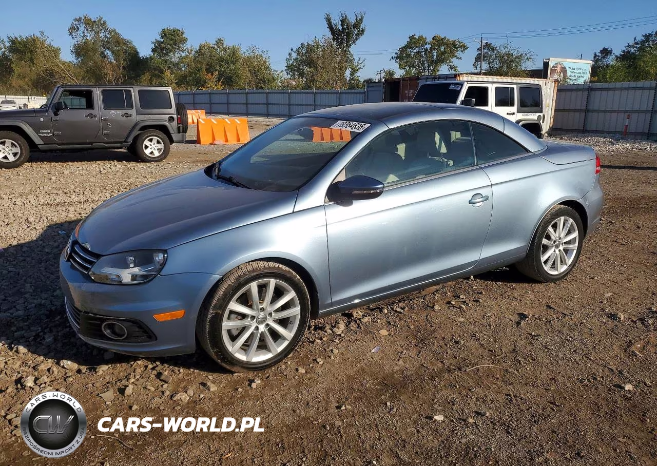 2015 Volkswagen Eos Komfort VIN:WVWBW8AH1FV000577 - 1