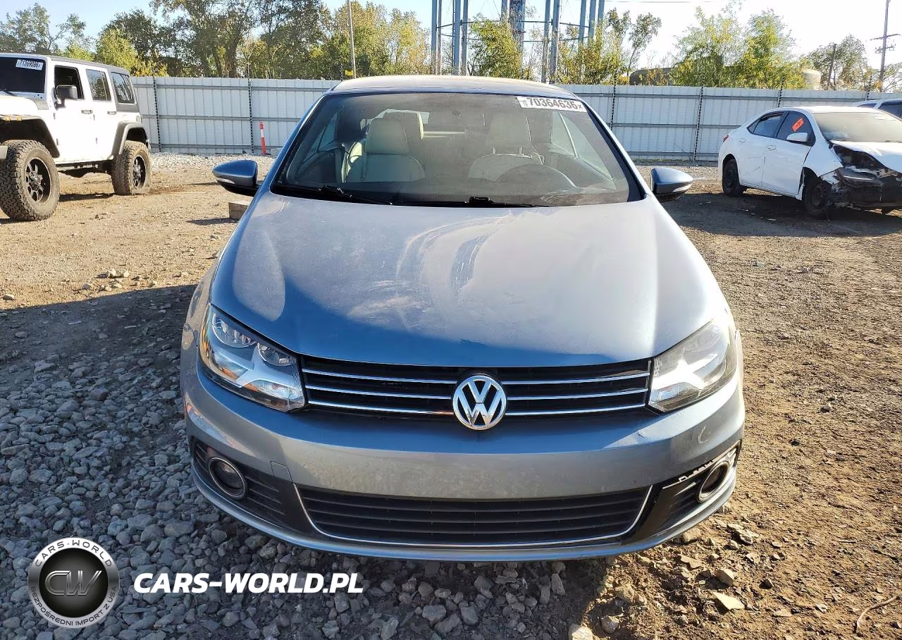 2015 Volkswagen Eos Komfort VIN:WVWBW8AH1FV000577 - 5