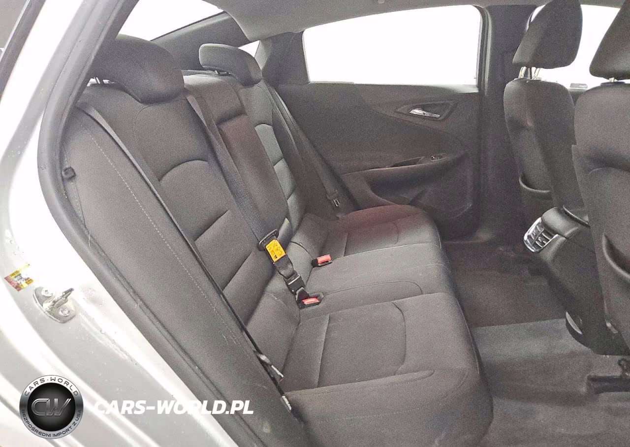 2019 Chevrolet Malibu Lt VIN:1G1ZD5ST1KF134332 - 10