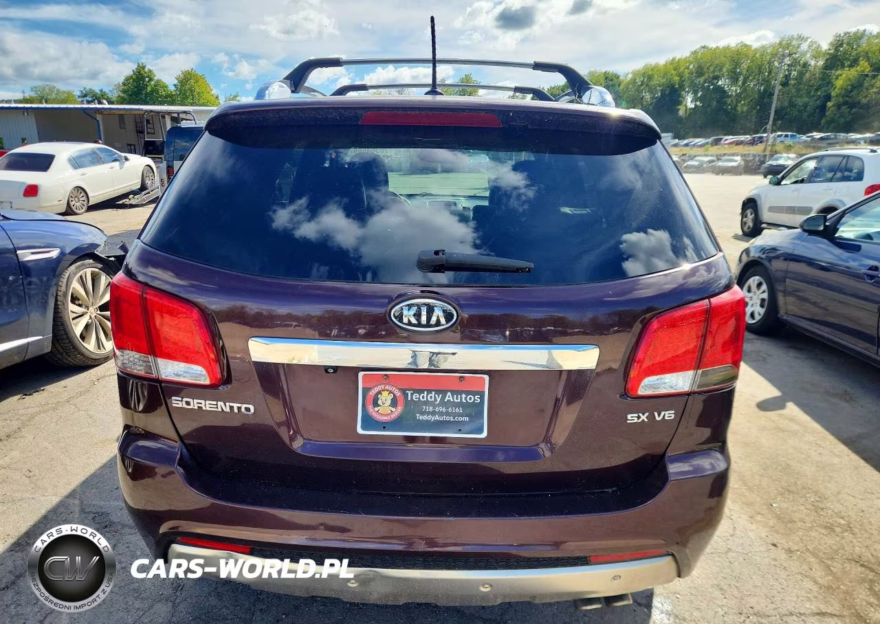 2011 Kia Sorento Sx VIN:5XYKWDA21BG176549 - 6