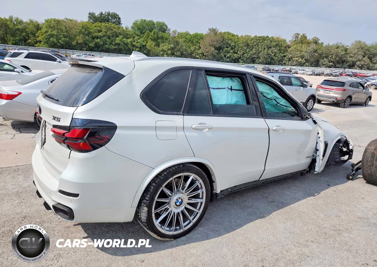 2018 BMW X5 xDrive35I VIN:5UXKR0C5XJL071694 - 3