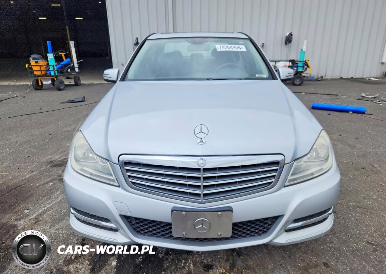 2012 Mercedes-Benz C 300 4Matic VIN:WDDGF8BBXCR198716 - 5