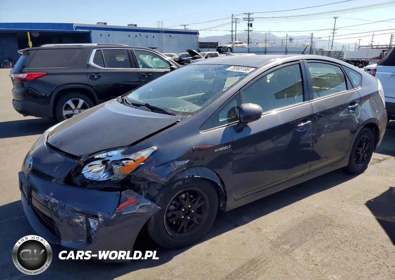 2013 Toyota Prius Four