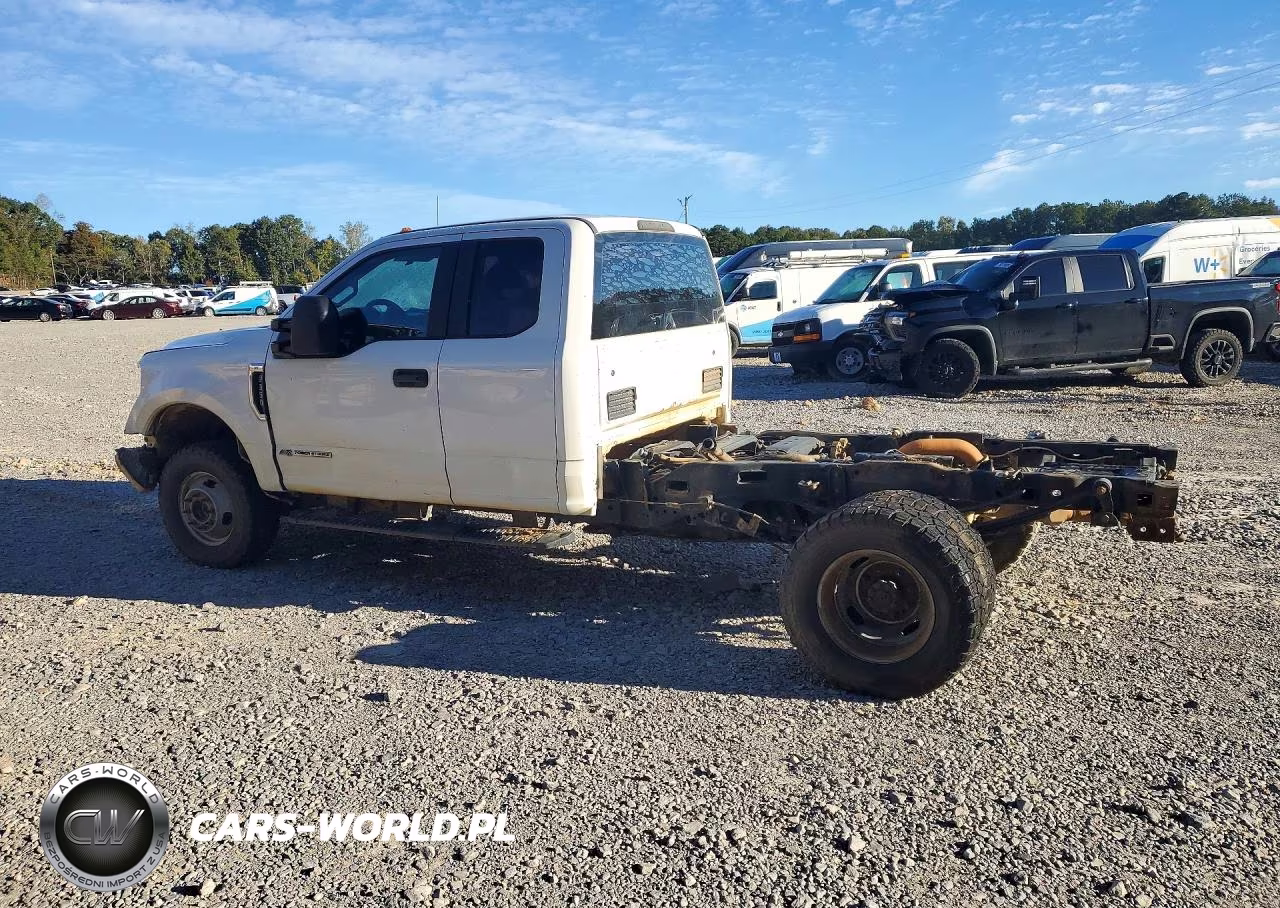 2018 Ford F350 Super Duty VIN:1FD8X3DTXJEC68882 - 2