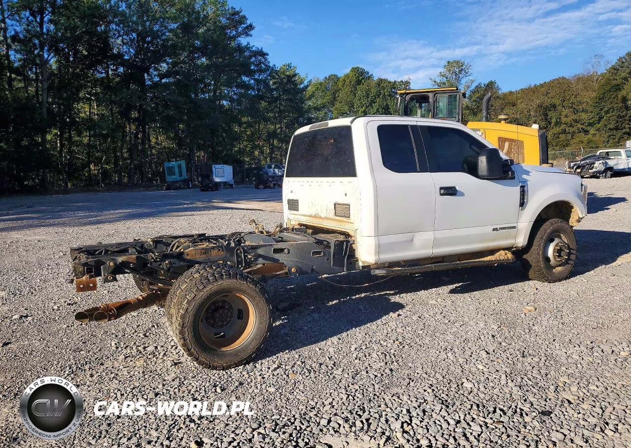 2018 Ford F350 Super Duty VIN:1FD8X3DTXJEC68882 - 3