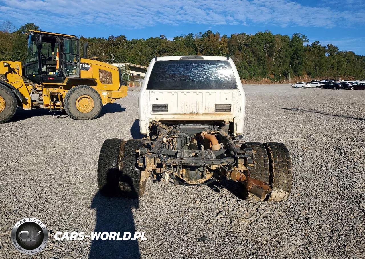 2018 Ford F350 Super Duty VIN:1FD8X3DTXJEC68882 - 6