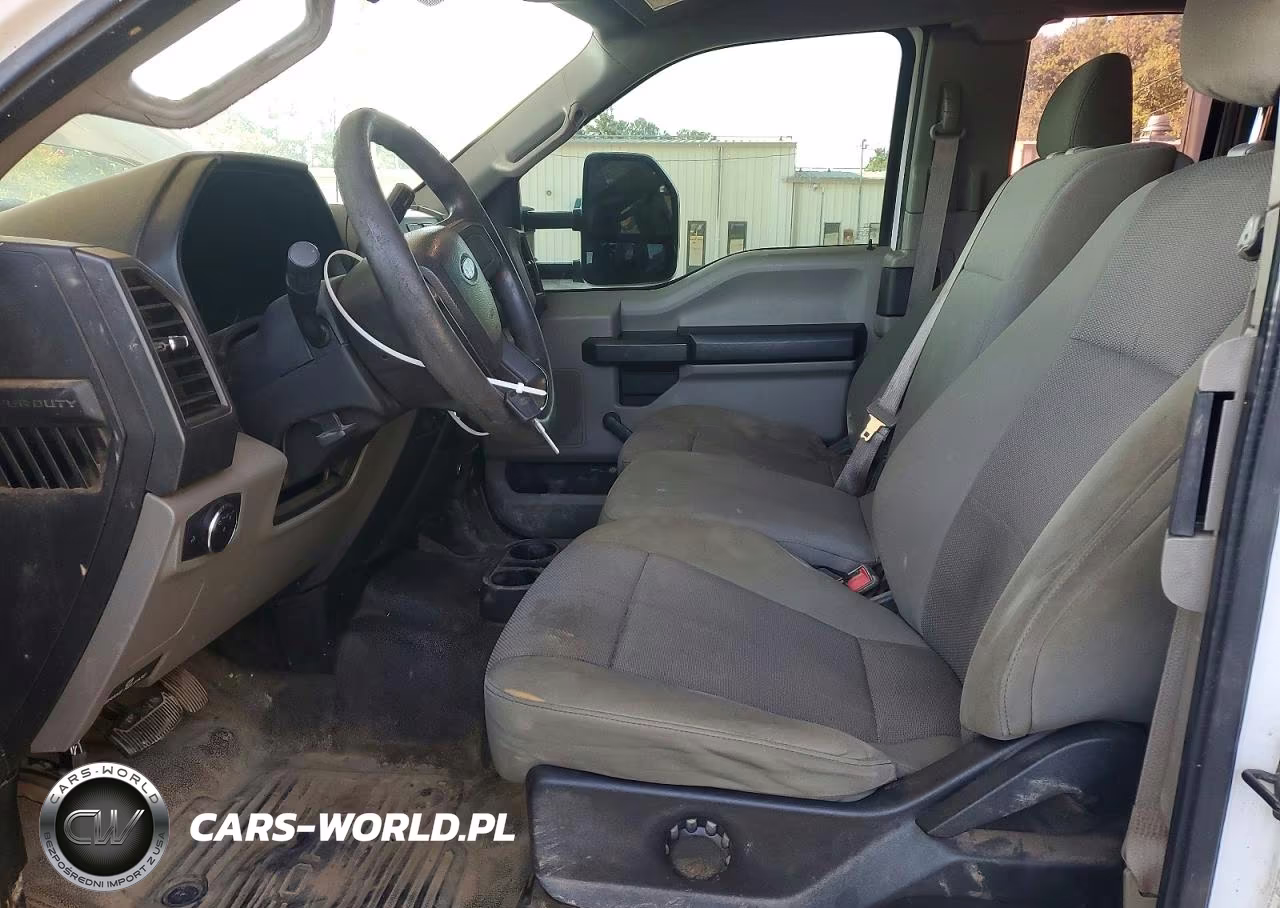2018 Ford F350 Super Duty VIN:1FD8X3DTXJEC68882 - 7