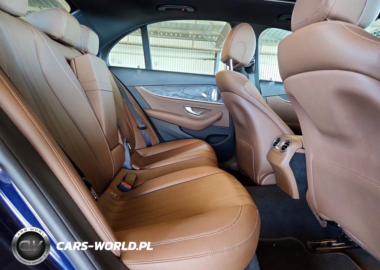 2018 Mercedes-Benz E 300 VIN:WDDZF4JB0JA316738 - 10