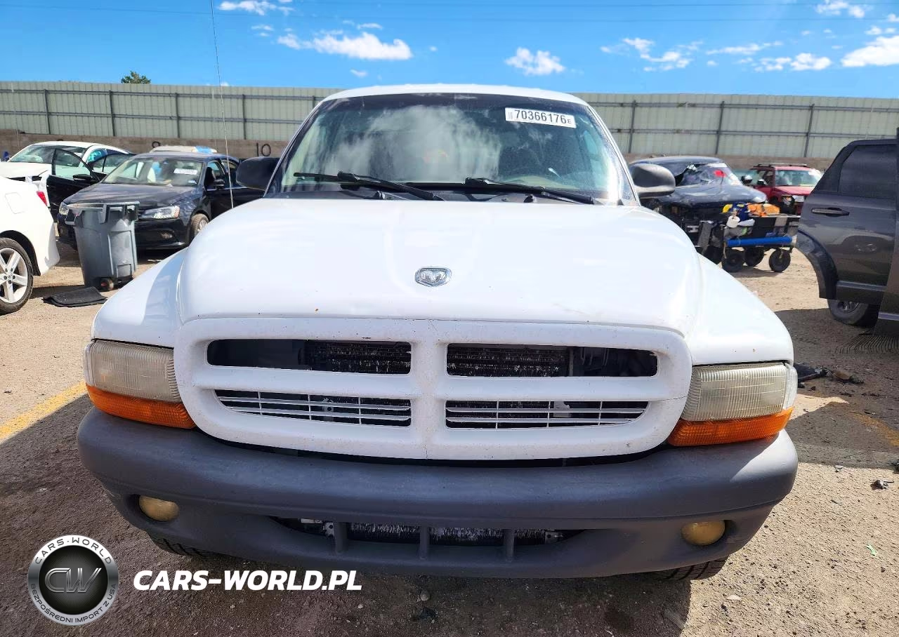 2003 Dodge Dakota Quad Sport VIN:1D7HG38X83S232930 - 5