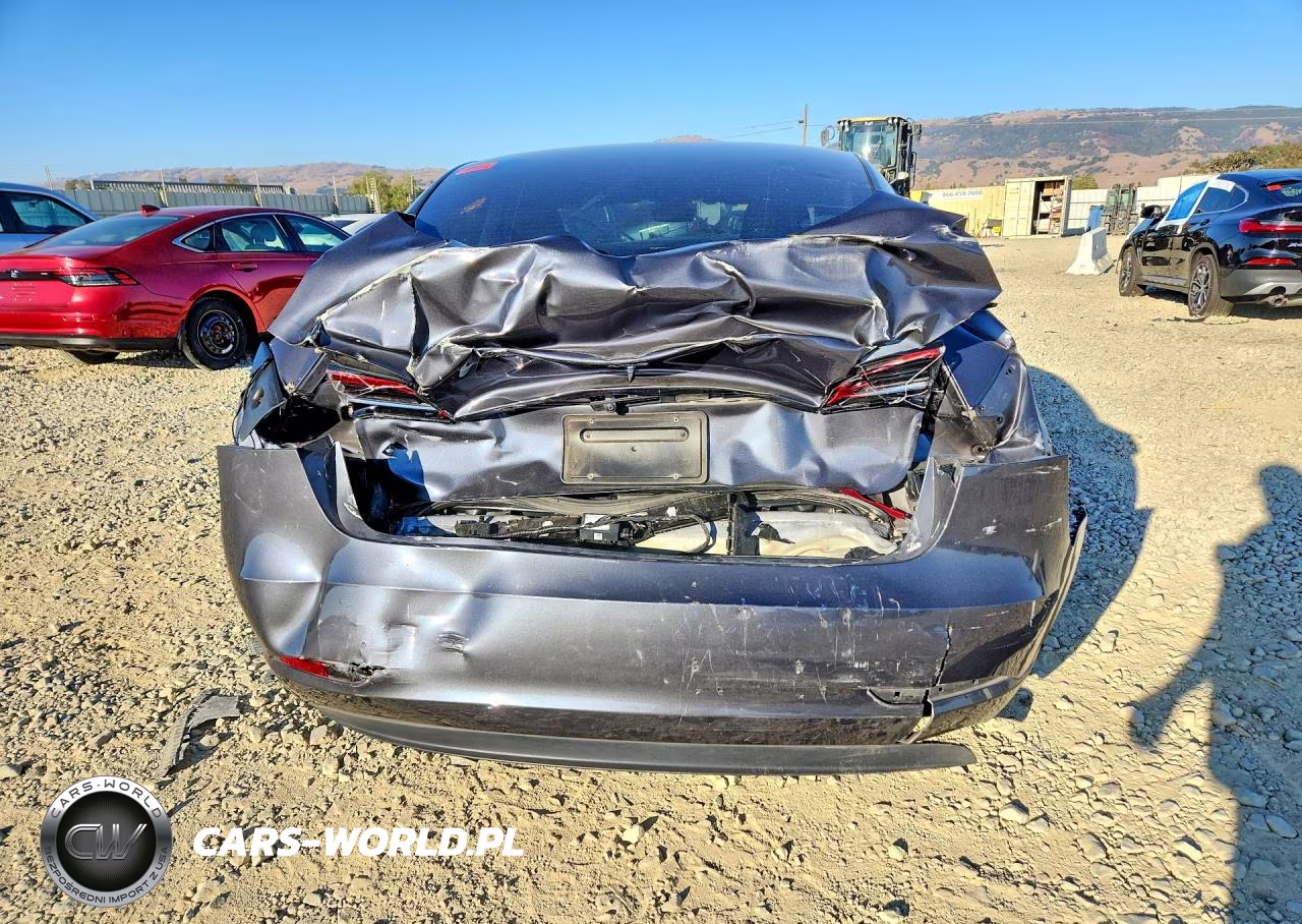 2023 Tesla Model 3 VIN:5YJ3E1EAXPF705440 - 6