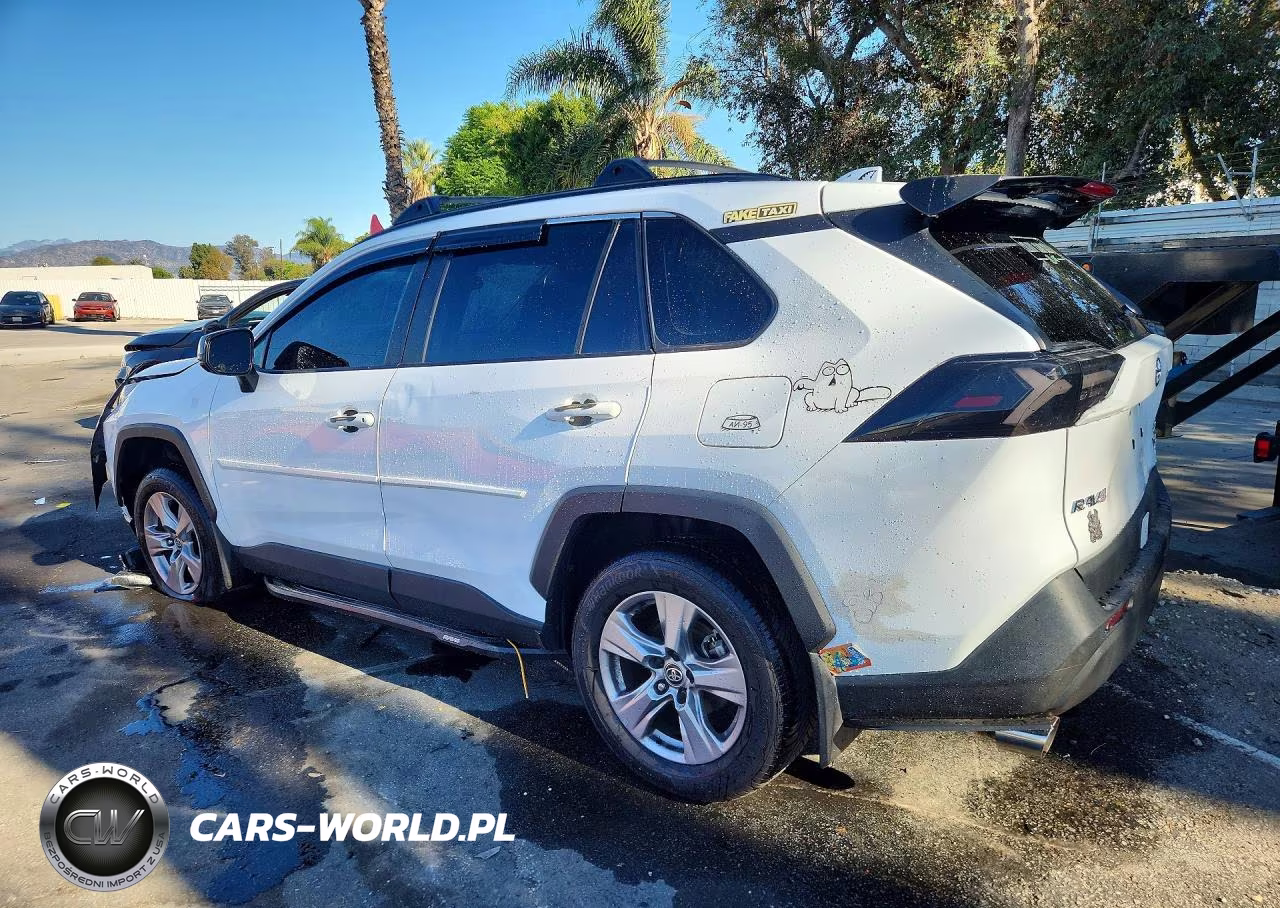 2023 Toyota Rav4 Xle VIN:2T3W1RFV9PC227208 - 2