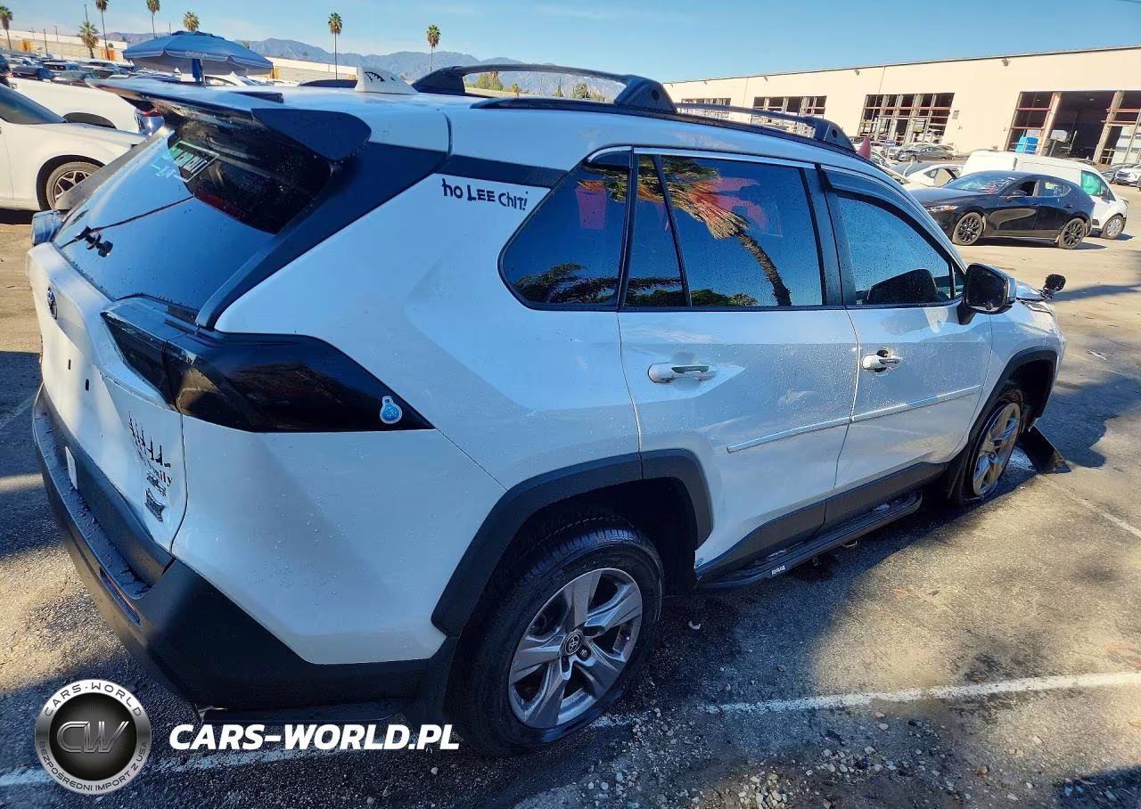 2023 Toyota Rav4 Xle VIN:2T3W1RFV9PC227208 - 3