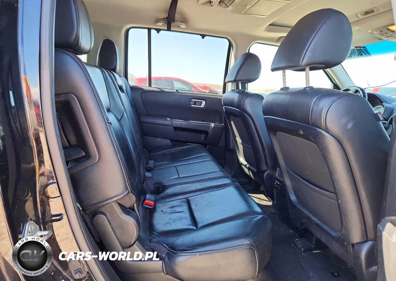 2012 Honda Pilot Touring VIN:5FNYF4H92CB081598 - 10