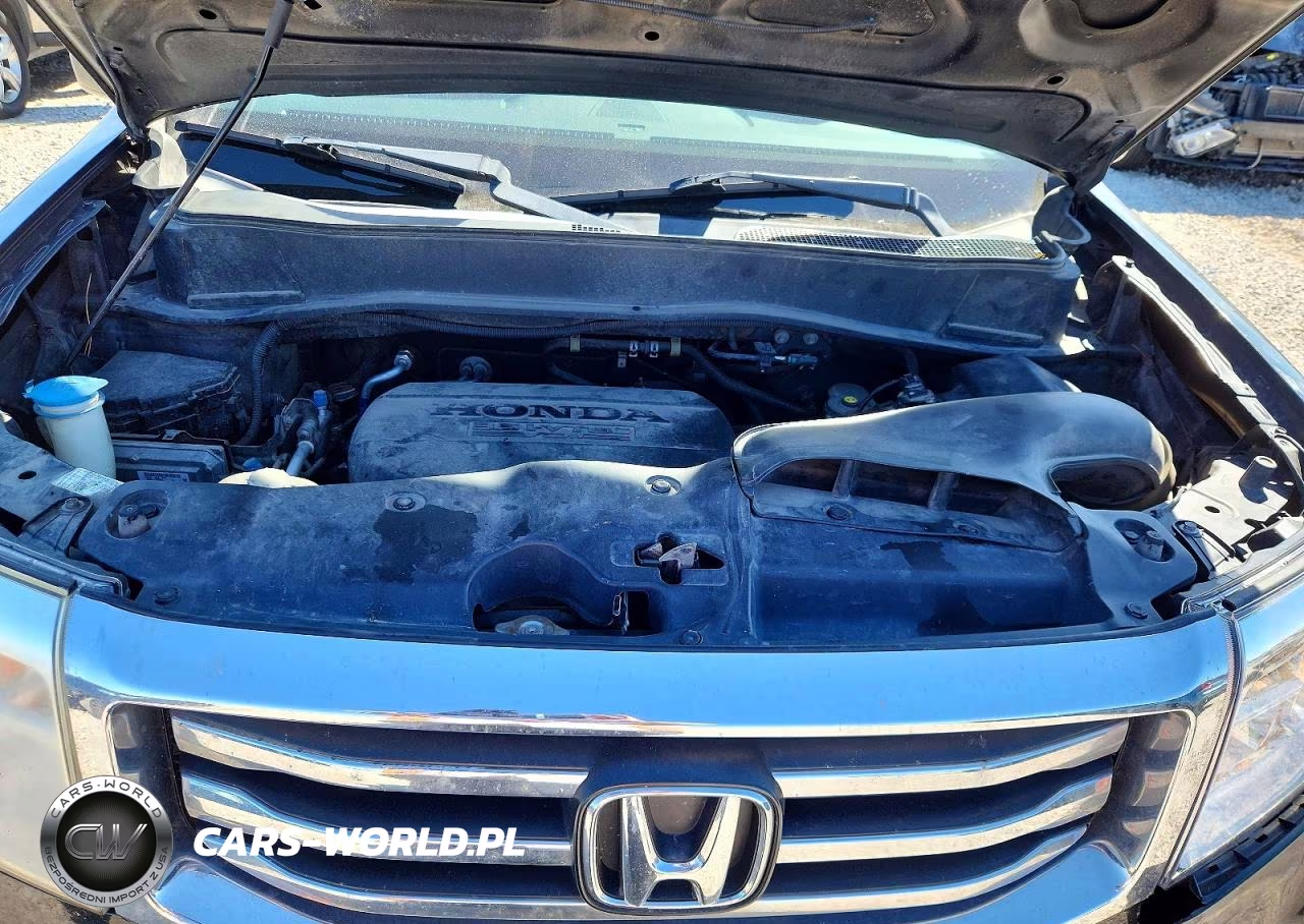 2012 Honda Pilot Touring VIN:5FNYF4H92CB081598 - 11
