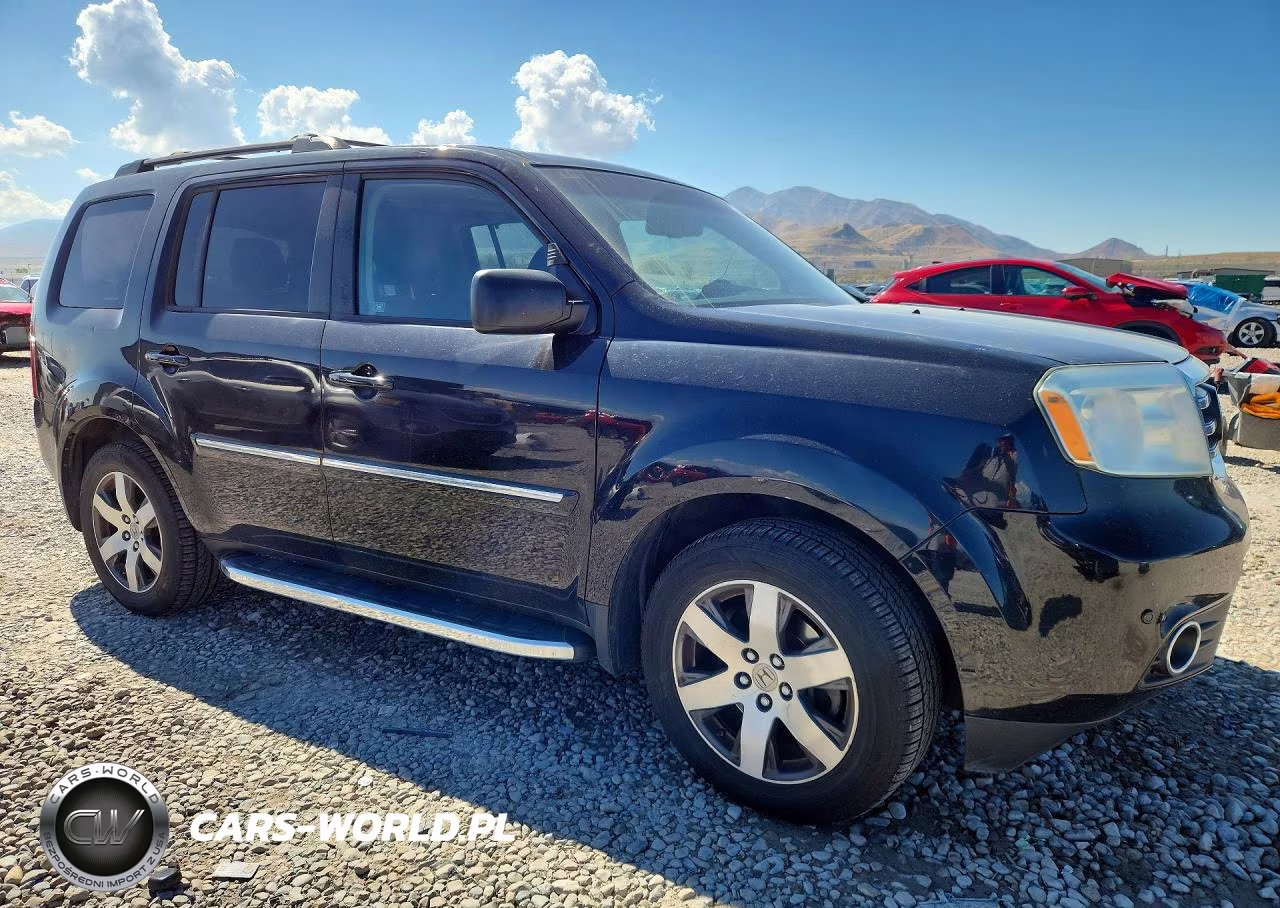 2012 Honda Pilot Touring VIN:5FNYF4H92CB081598 - 4