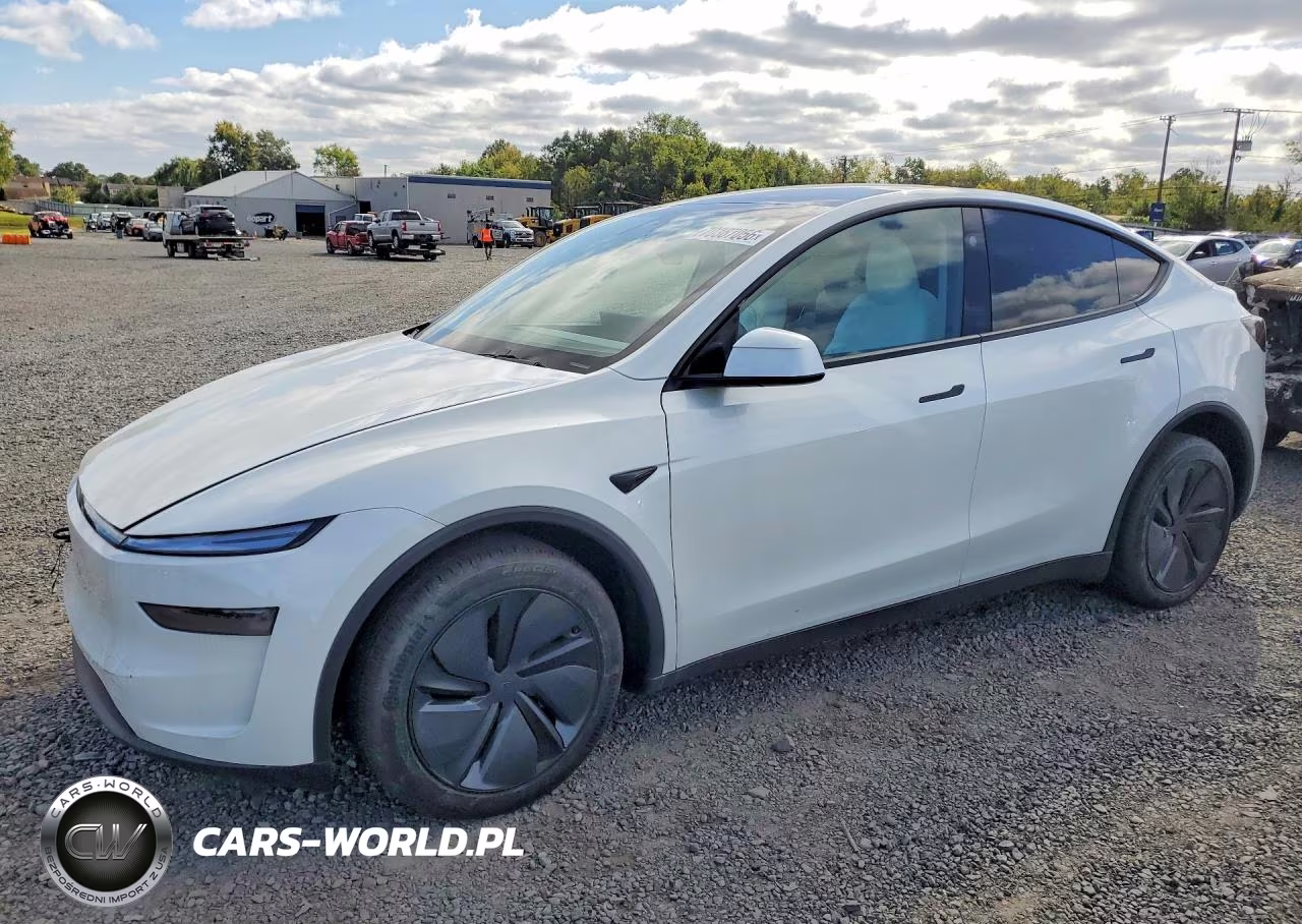 2026 Tesla Model Y VIN:7SAYGDEE8TF447601 - 1