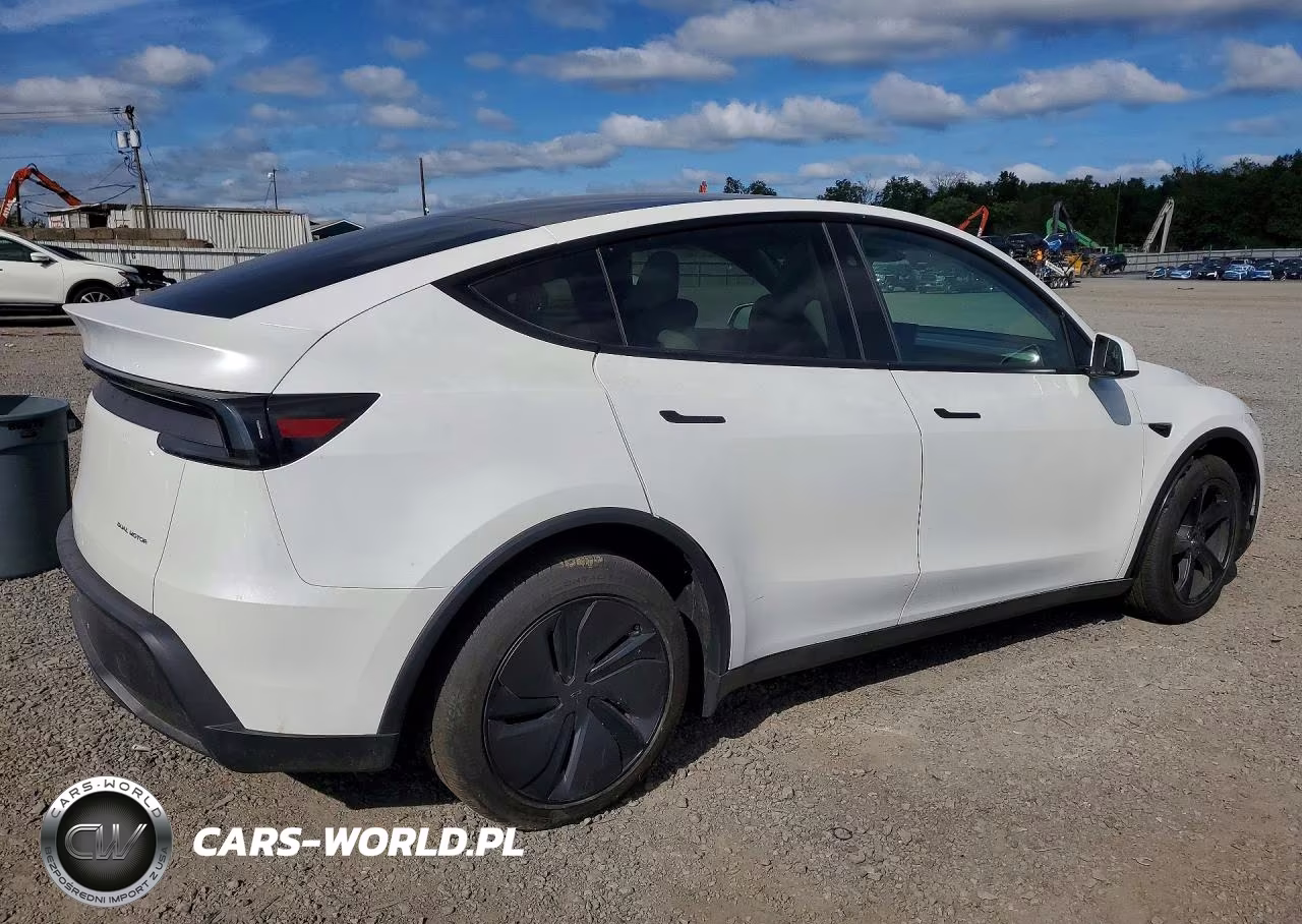 2026 Tesla Model Y VIN:7SAYGDEE8TF447601 - 3