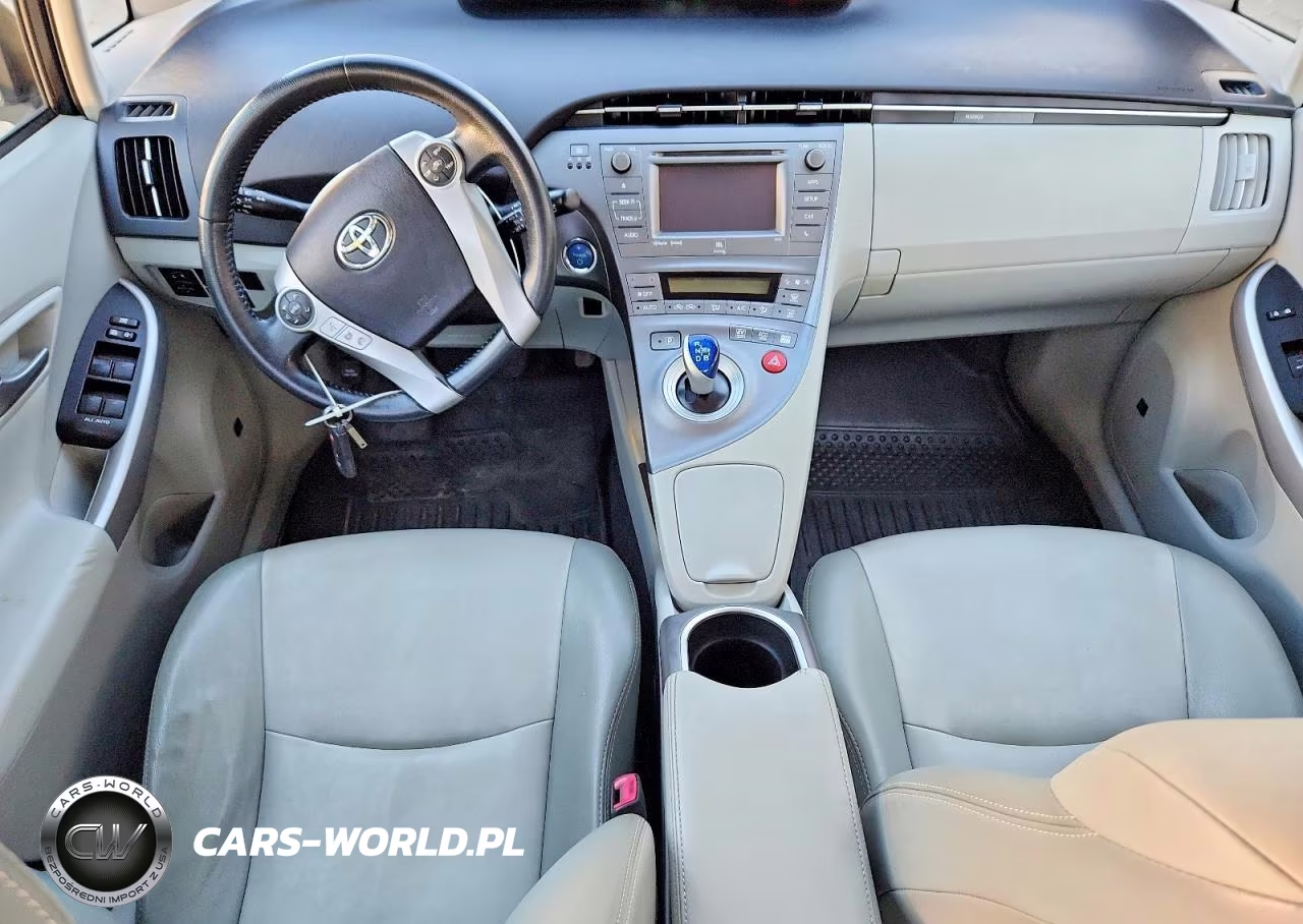2013 Toyota Prius Four VIN:JTDKN3DU6D1728365 - 8