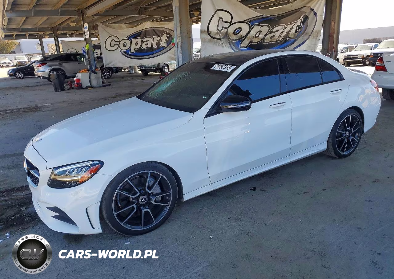 2019 Mercedes-Benz C 300